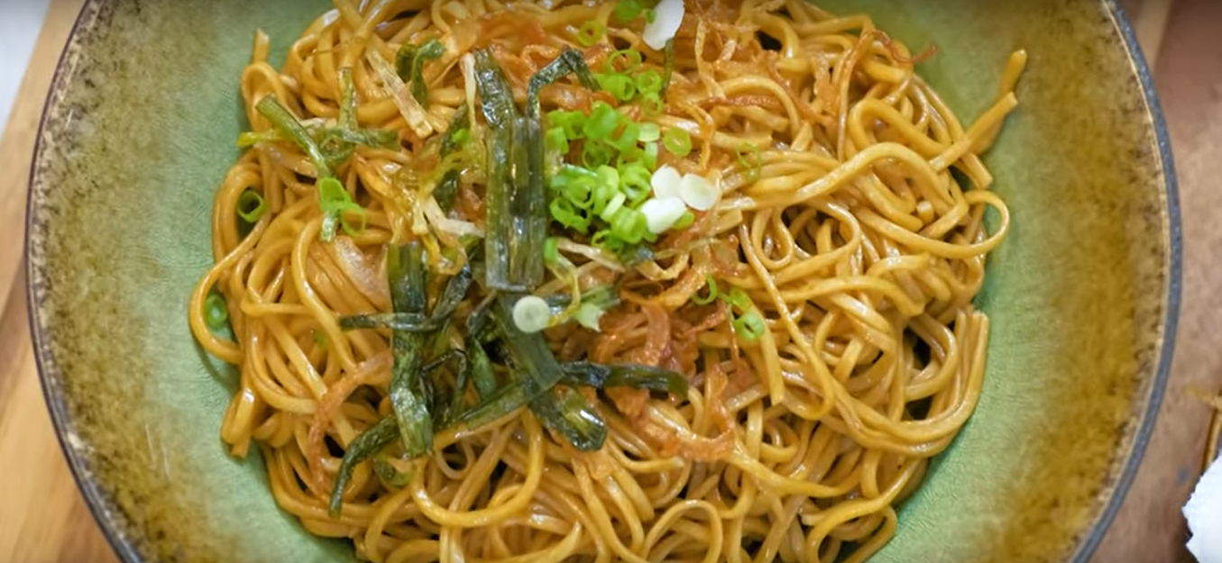 Scallion oil noodles